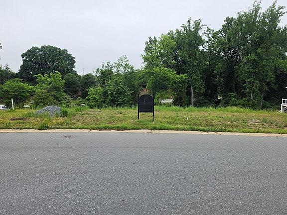 3rd image of 1517 Audubon Village Dr Lot 4