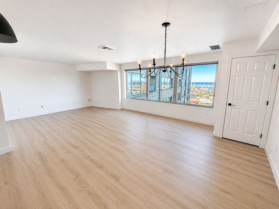 1st image of 3201 Pacific Ave Unit 907