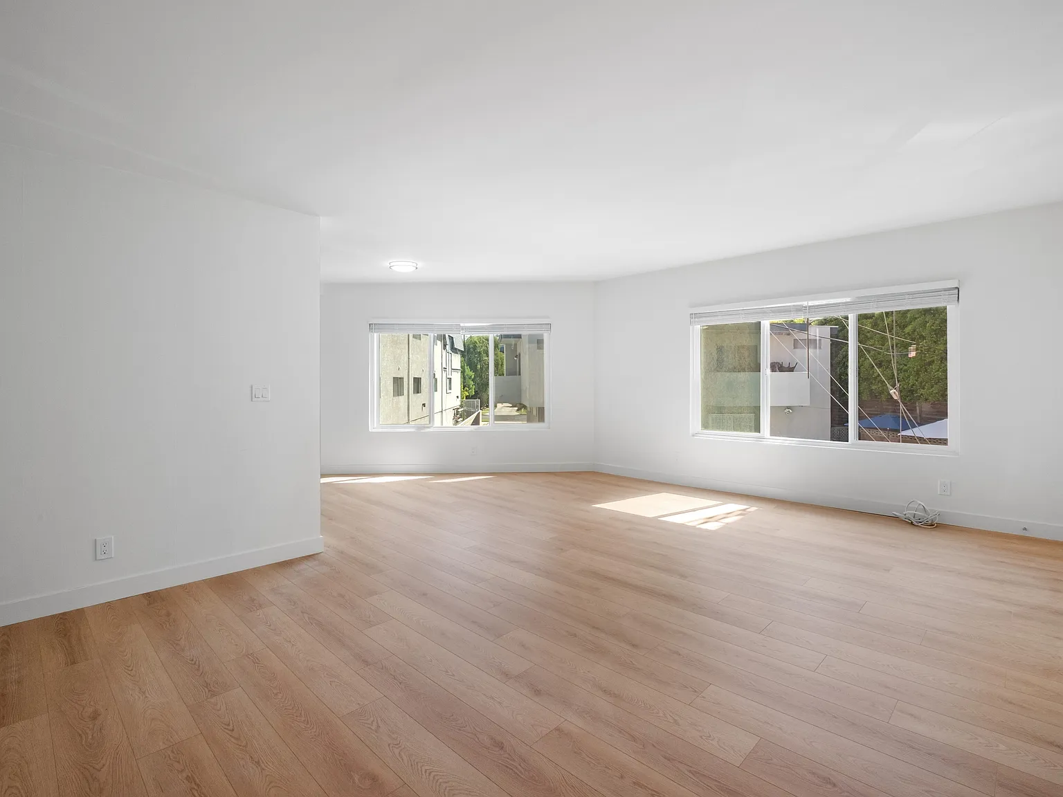 3624 Faris Drive - 4 — Photo 3