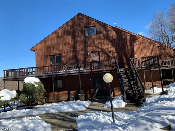 3 Deer Valley Ln U 8 #8, Vernon Twp., NJ 07462