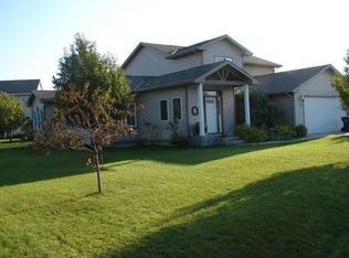 907 Menlo Park Rd, Helena, MT 59602