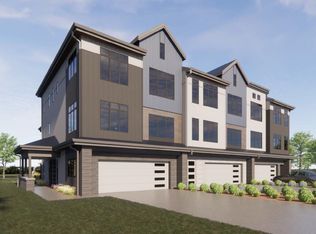 385 Satori Trl #131, Kimberly, WI 54136