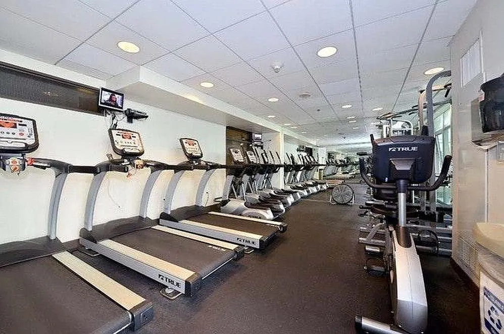 1 bed, 648 sqft, $2,850 — Photo 2