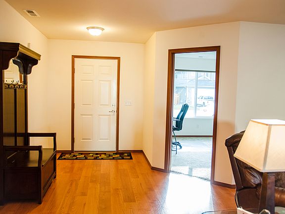 2nd image of 18815 110th Avenue Ct E