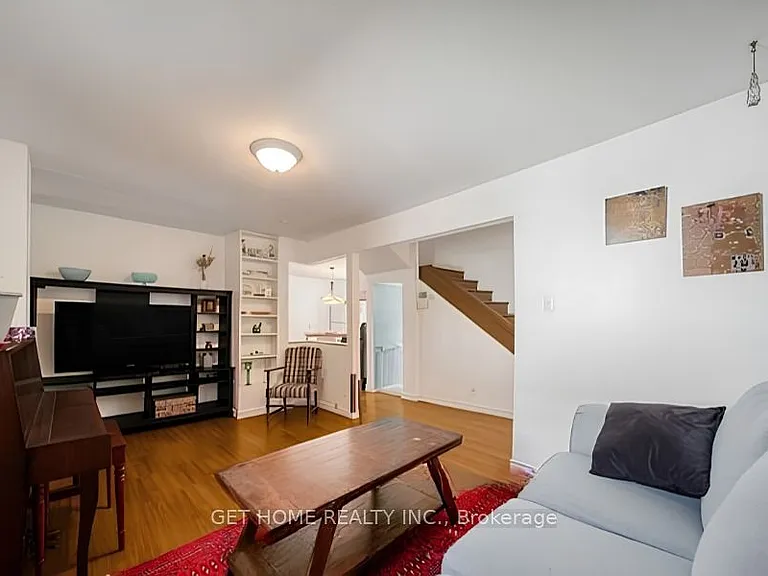 173 Barrie Rd — Photo 8