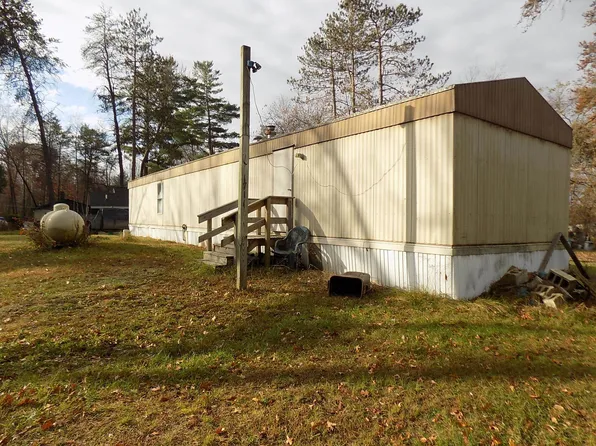 1711 E Highwood Rd, Beaverton, MI 48612