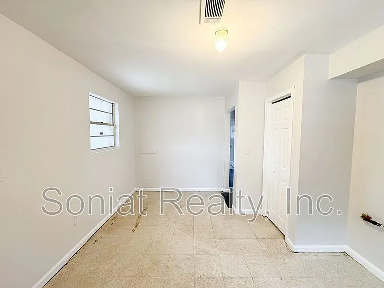 3400 Elysian Fields Ave — Photo 6