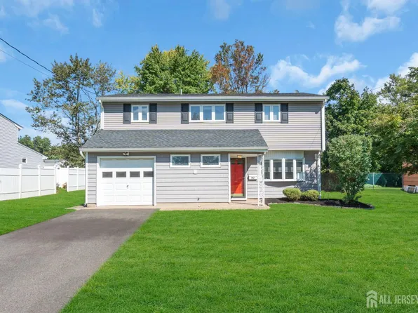 80 Throckmorton Ln, Old Bridge, NJ 08857