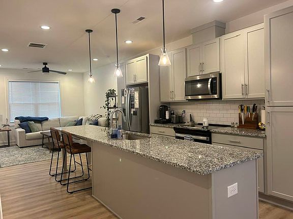 4th image of 8600 Brushfoot Way #104