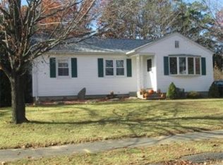 26 Gula Dr, Easthampton, MA 01027