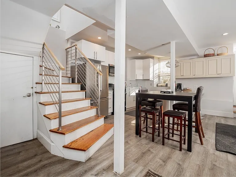 2 Buckley Ave #1F — Photo 4