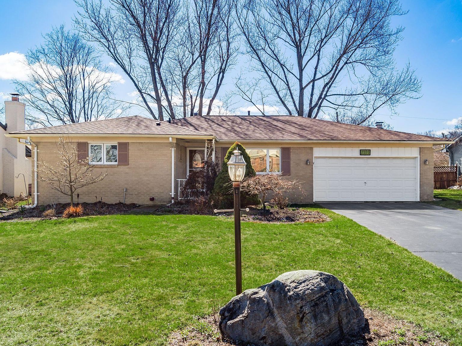 1553 Francisco Rd, Columbus, OH 43220 Zillow