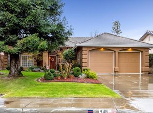 438 S Creek Dr, Madera, CA 93637