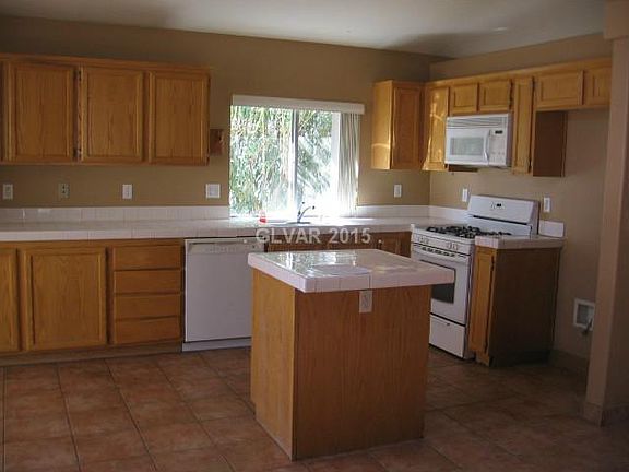 4th image of 4829 White Aspen Ave