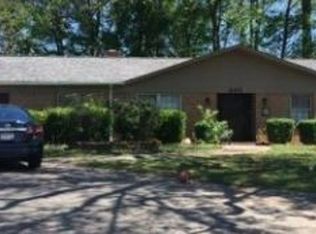920 Hillwood Dr SW, Decatur, AL 35601