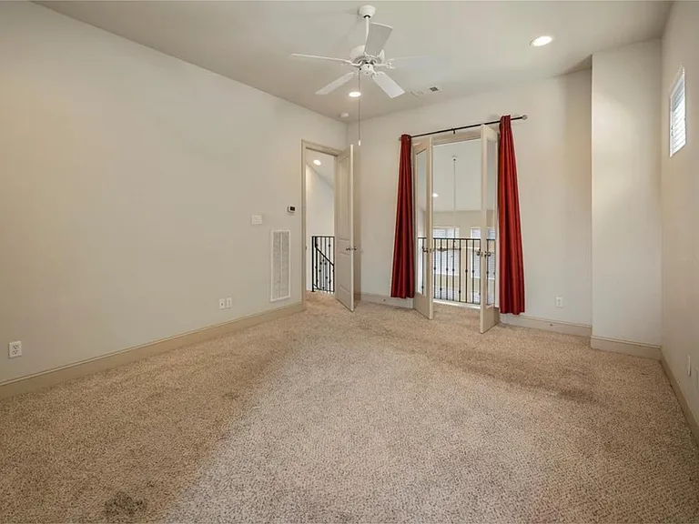 2816 Leeland St — Photo 10