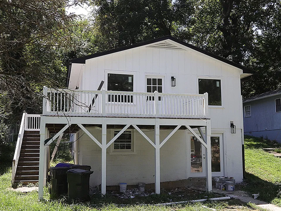 111 Creel St