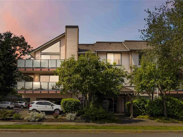 3724 Harriet Rd #309, Saanich, BC V8Z 3T2