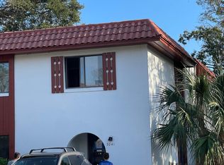 2041 Oak Meadow Cir, South Daytona, FL 32119