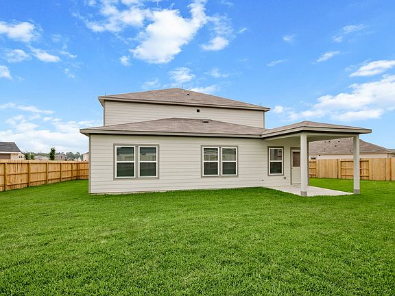 4th image of 513 Wax Myrtle Way