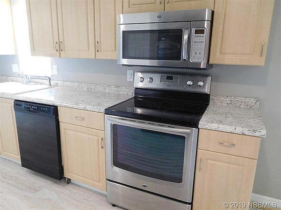 4th image of 3737 Lacey Ln