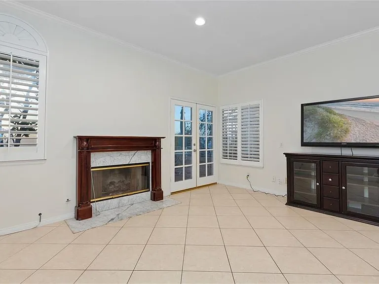 745 S Crown Pointe Dr — Photo 8
