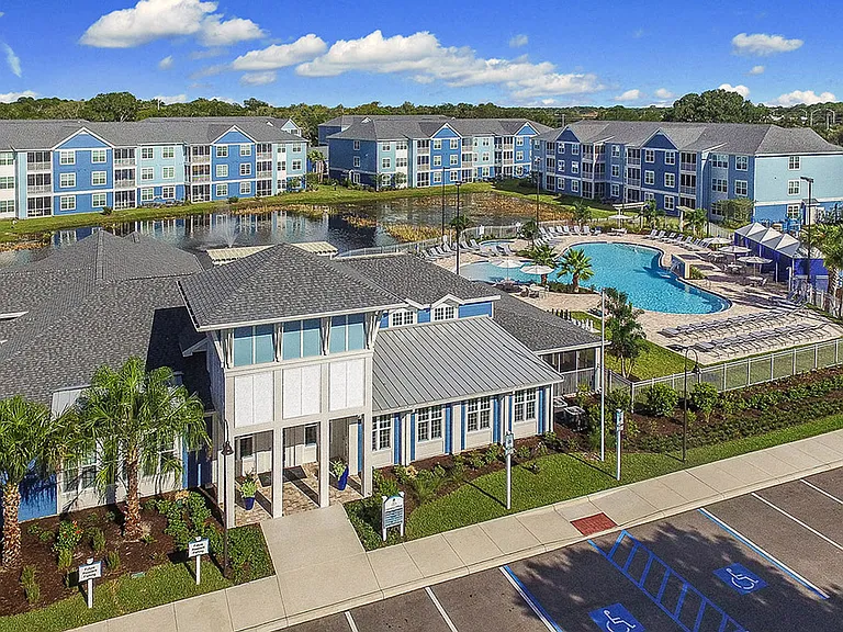 Blue Heron Living Apartment Homes — Photo 8