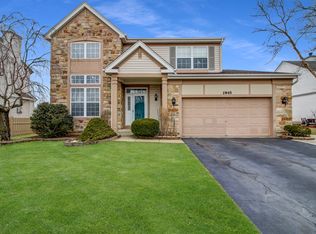 1945 Chamberry Ct, Wheeling, IL 60090