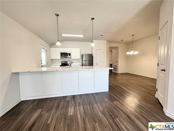 3rd image of 114 Dolphin Dr