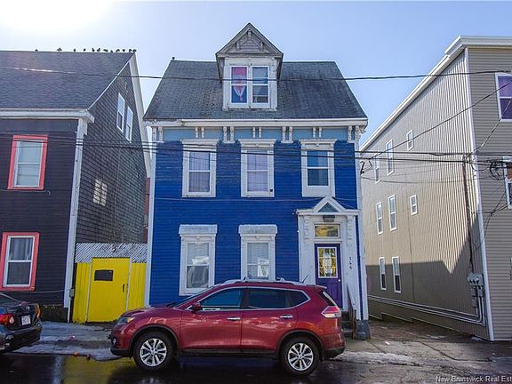 2nd image of 146 Metcalf St