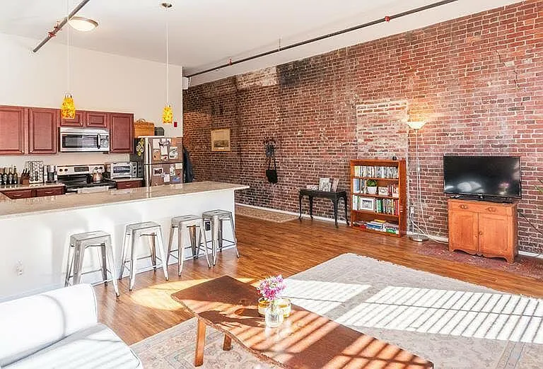 28 Broad St. Lofts — Photo 4