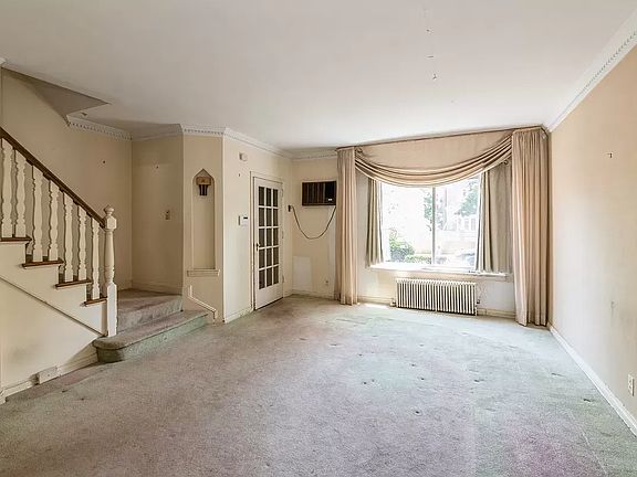 3rd image of 10835 66th Ave