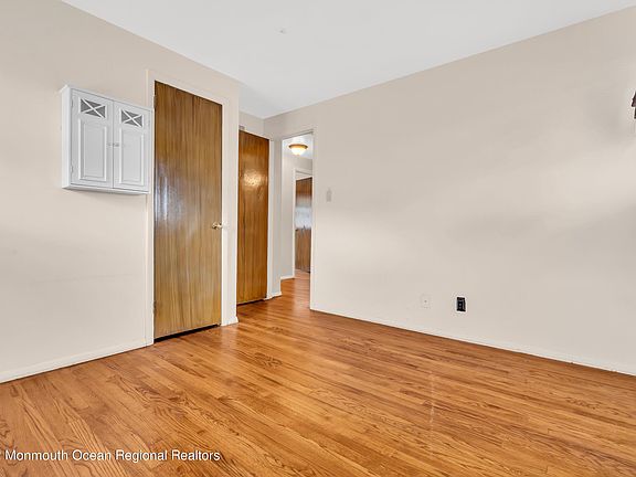 4th image of 114 Plenge Dr
