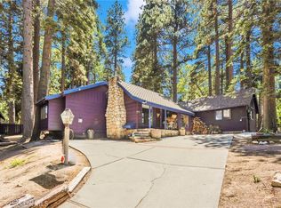 31701 Christmas Tree Ln, Running Springs, CA 92382