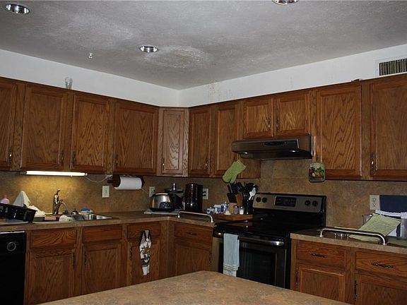 2nd image of 1520 Whittenburg Dr