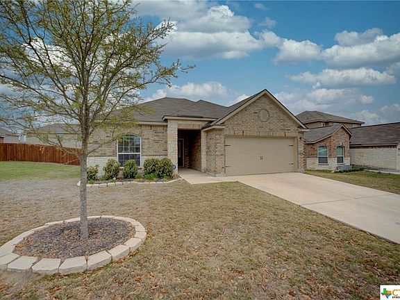 3rd image of 6208 Daisy Way