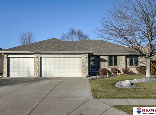 16206 Gertrude St, Omaha, NE 68136