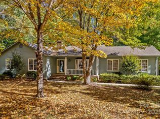 864 Hunter Dr, Mooresville, NC 28115