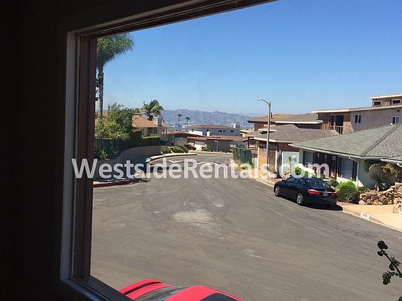 3rd image of 4532 Don Diego Dr