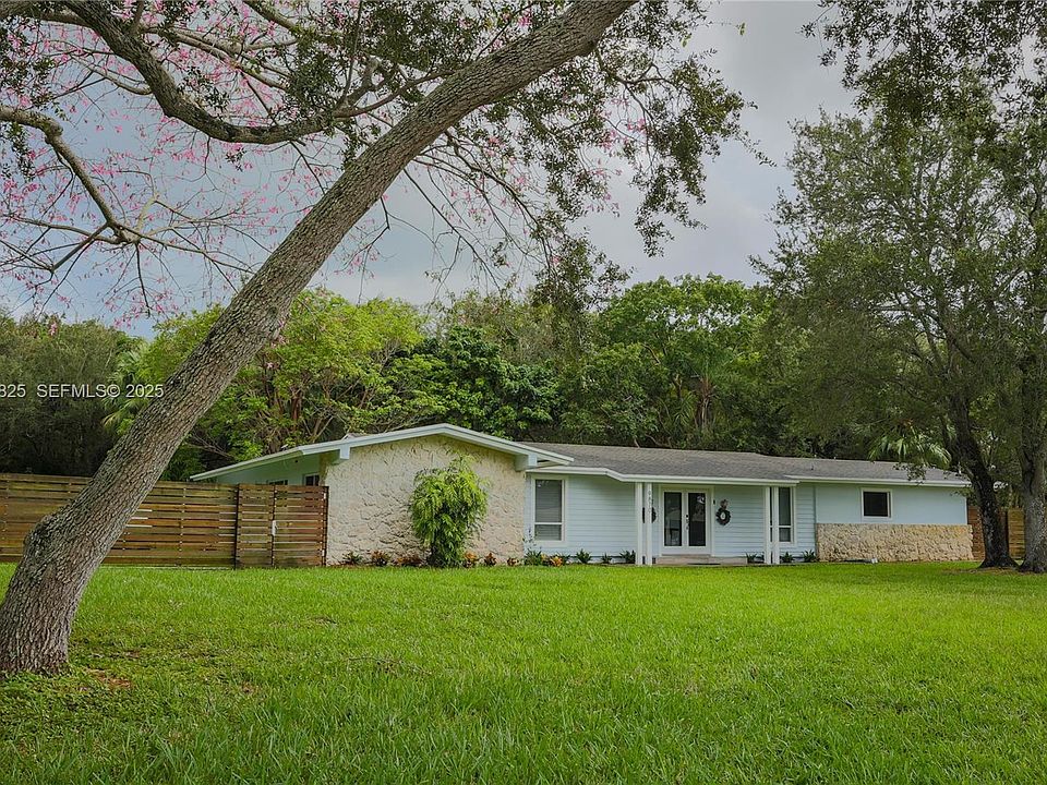 1st image of 9870 SW 96th St