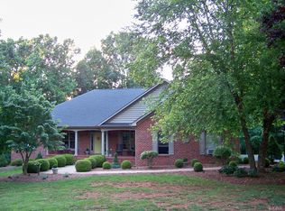 1137 Lakepointe Dr, Forest, VA 24551