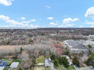 14 Denmore Lane, Old Saybrook, CT 06475