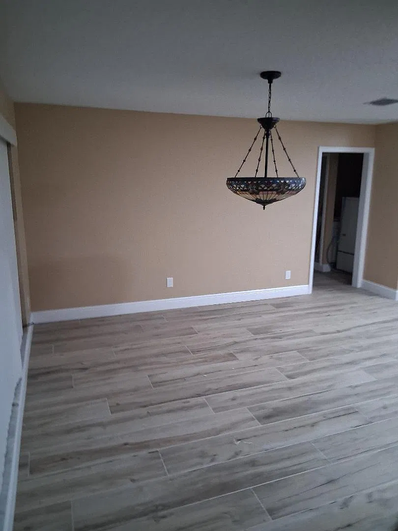 4 bed, 2300 sqft, $3,150 — Photo 1