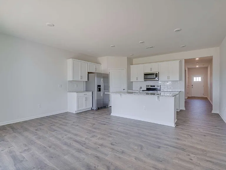 213 Moore Creek Dr — Photo 11