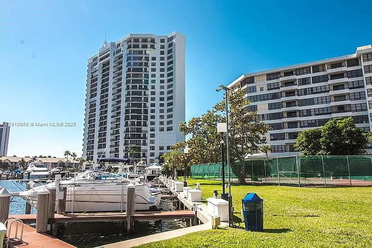 500 Three Islands Blvd #308 — Photo 36