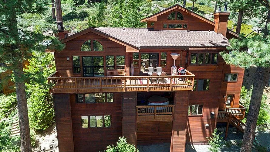 567 Knotty Pine Dr photo 1