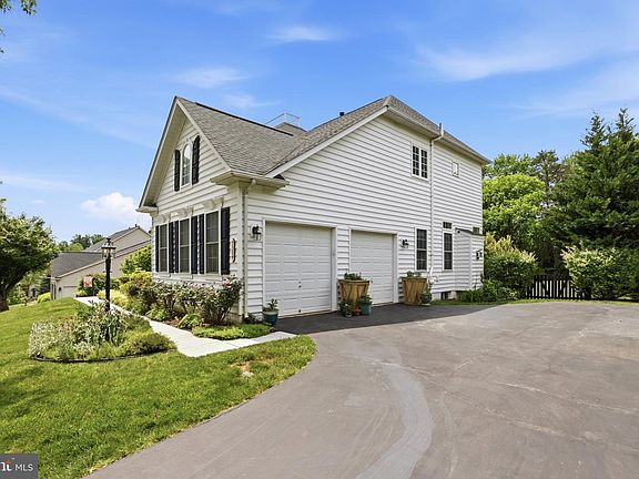 2nd image of 7584 Bald Eagle Dr