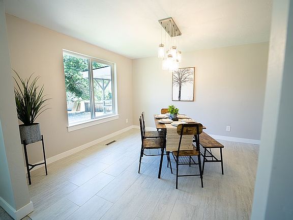 3rd image of 7140 W Ambleside Dr
