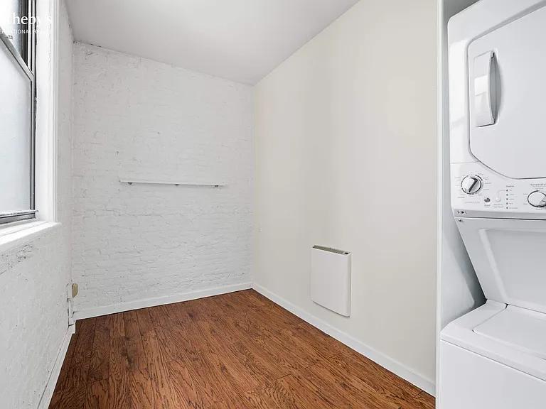 322 W 89th St #3W — Photo 7