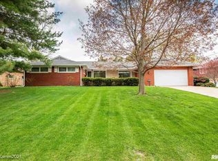 5139 N Sherbrook Ln, Peoria, IL 61614